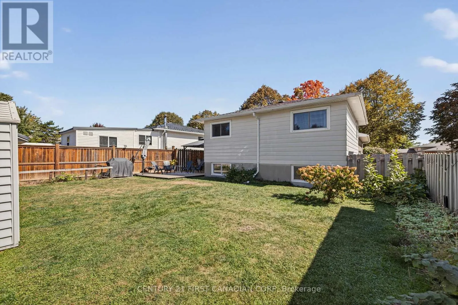 7 UPCOTT CRESCENT