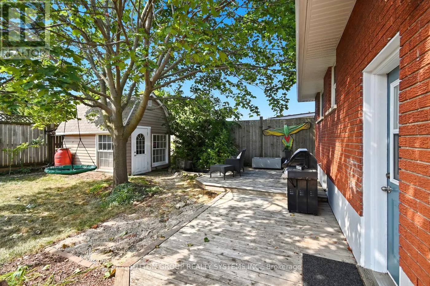 83 LAKESIDE DRIVE