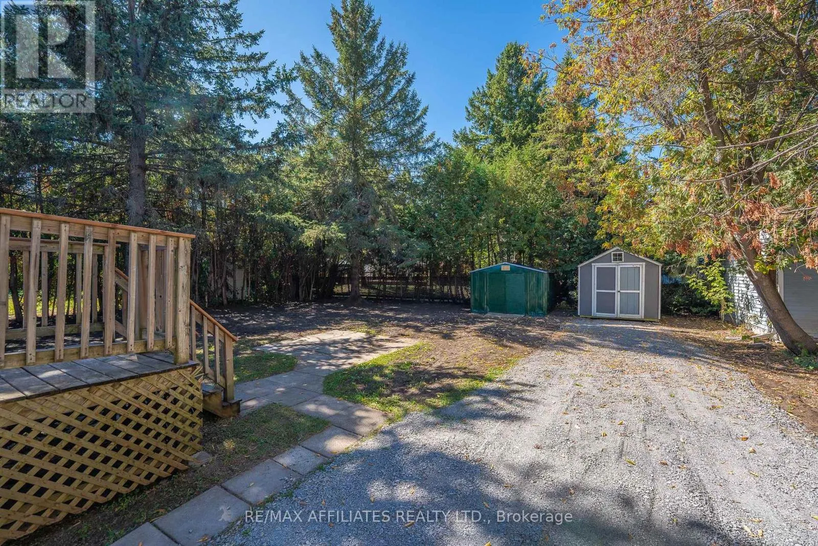 5 FRINGEWOOD DRIVE