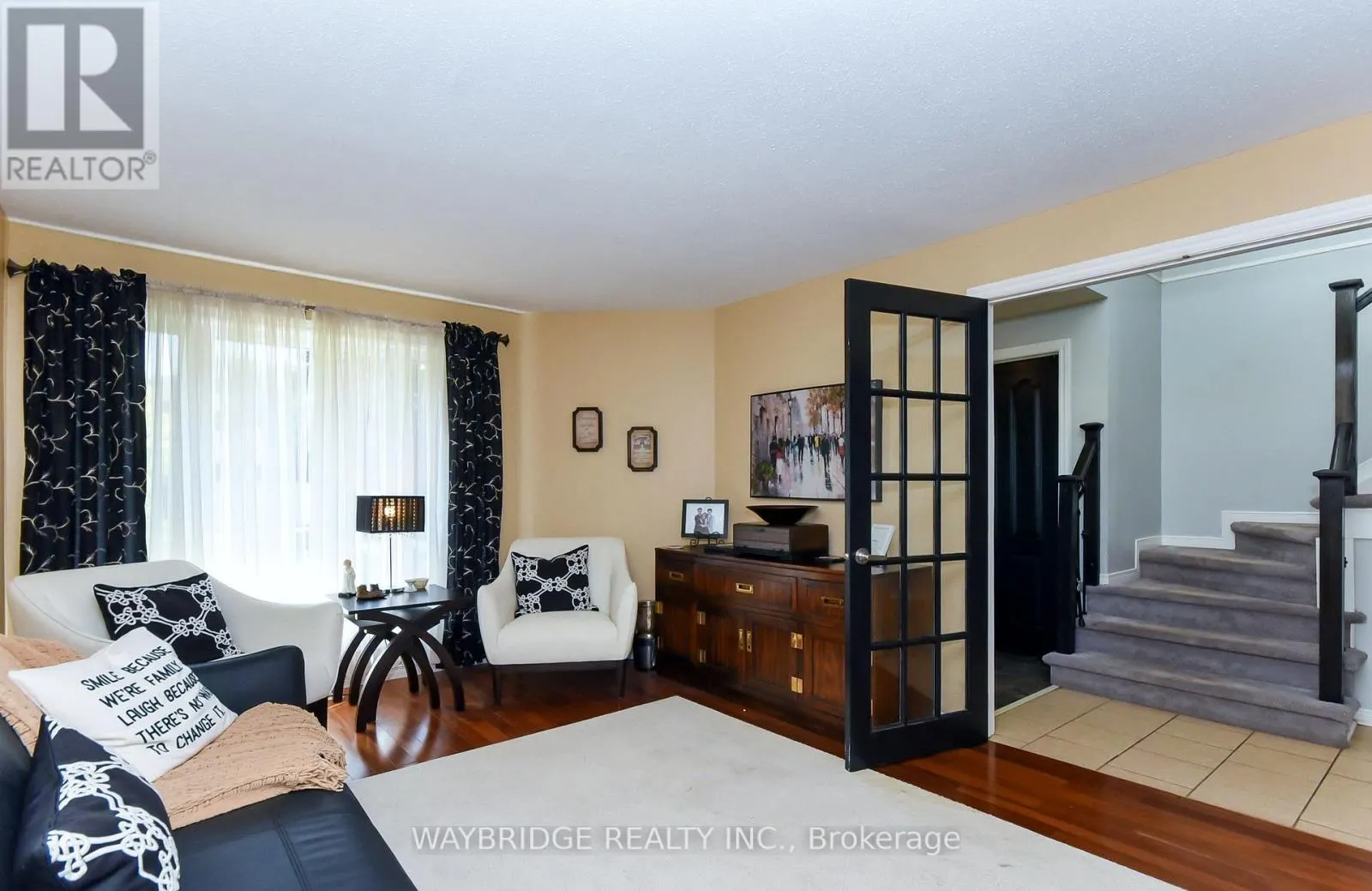 27 CHATHAM GARDENS