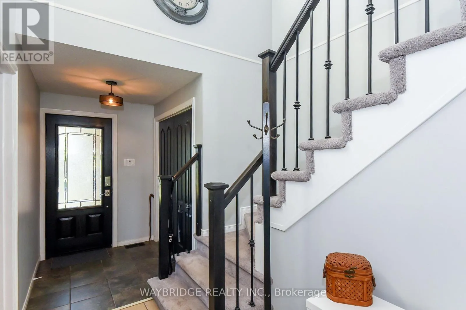 27 CHATHAM GARDENS