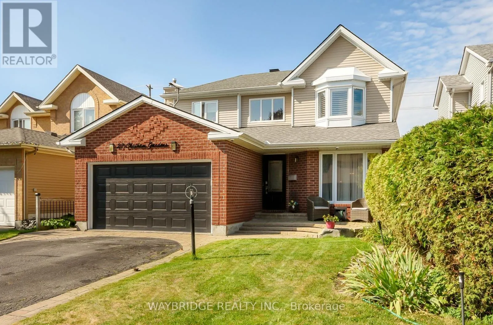 27 CHATHAM GARDENS
