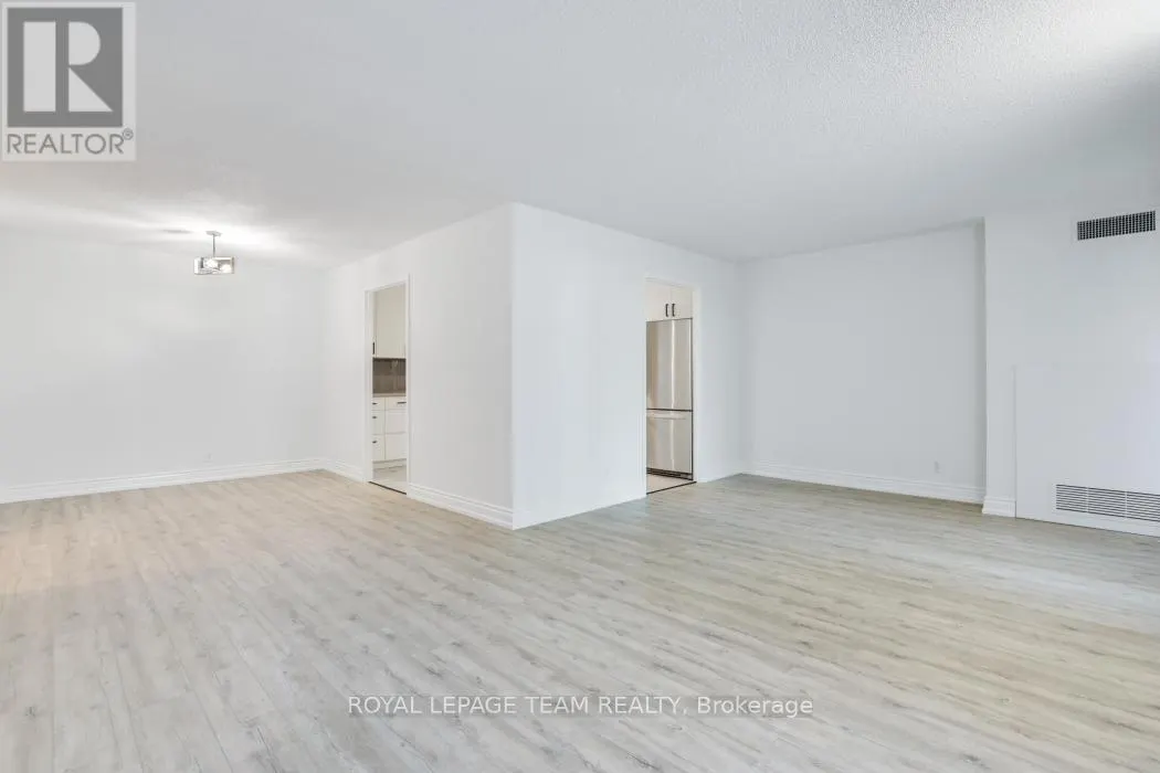 113 - 2951 RIVERSIDE DRIVE