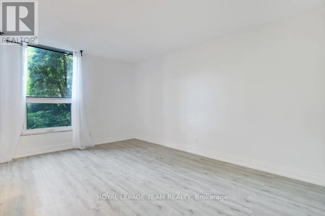 113 - 2951 RIVERSIDE DRIVE