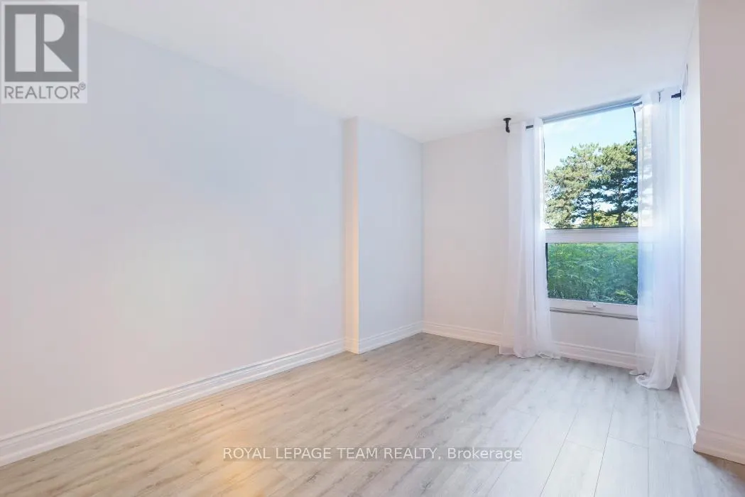 113 - 2951 RIVERSIDE DRIVE