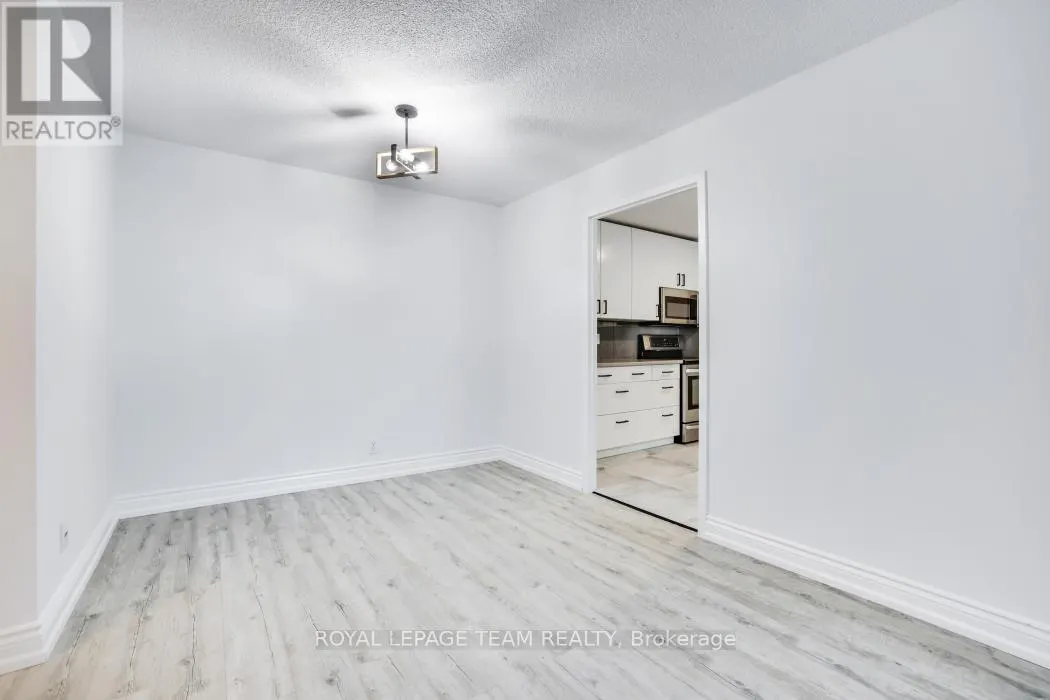 113 - 2951 RIVERSIDE DRIVE
