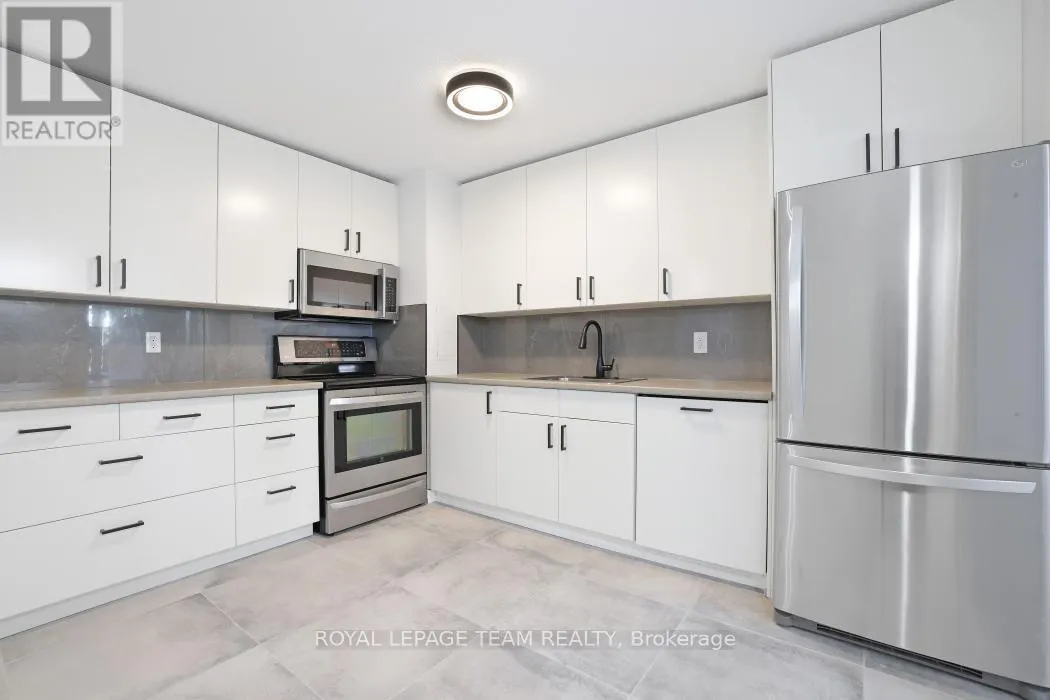 113 - 2951 RIVERSIDE DRIVE