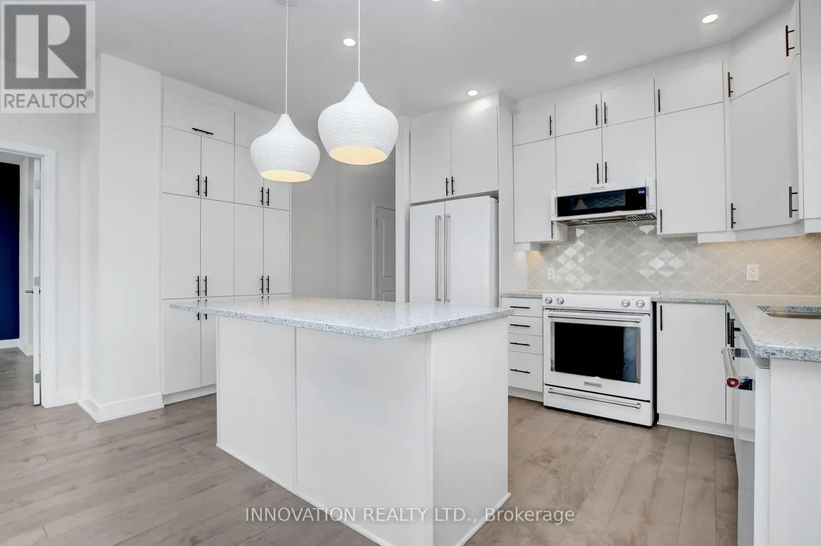 565 BOBOLINK RIDGE