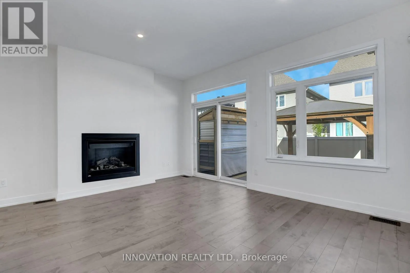 565 BOBOLINK RIDGE