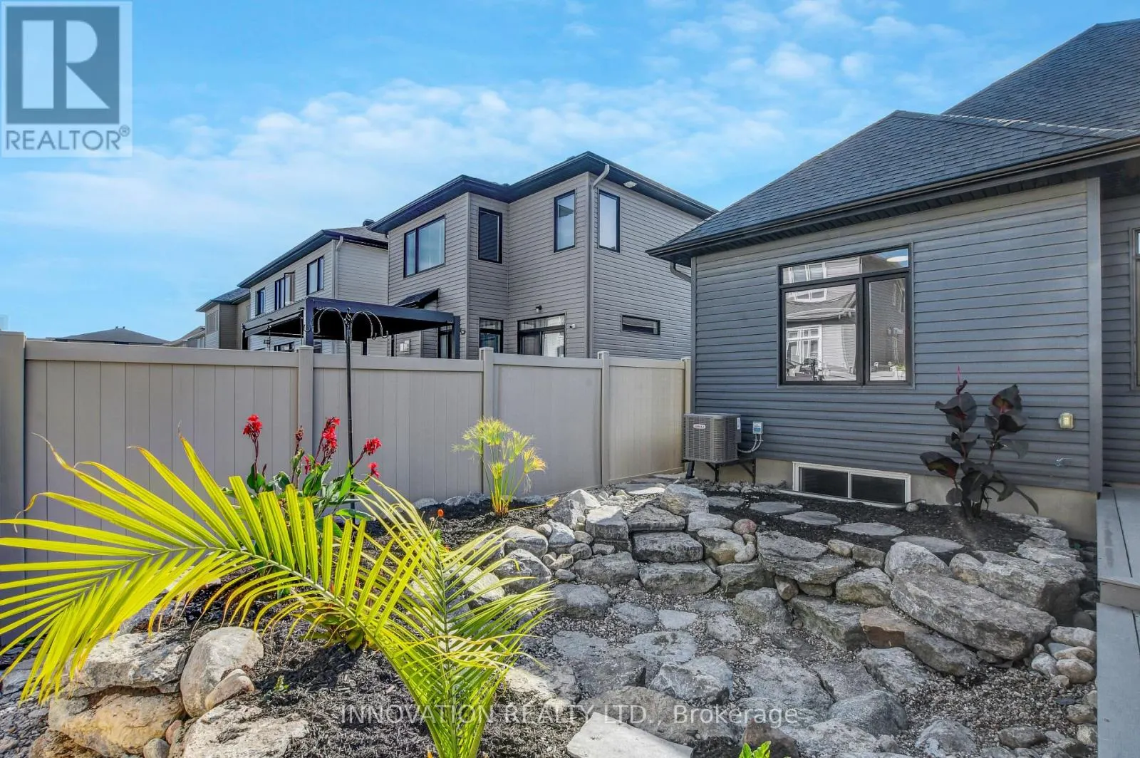 565 BOBOLINK RIDGE