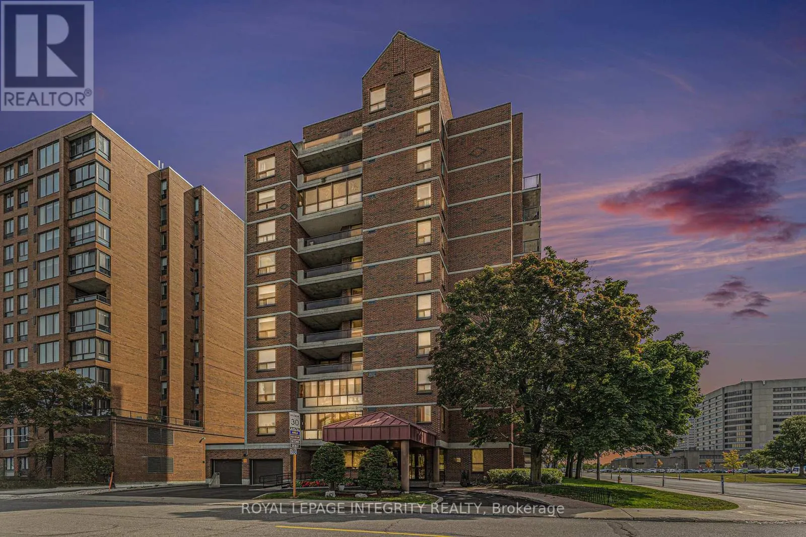 602 - 50 EMMERSON AVENUE