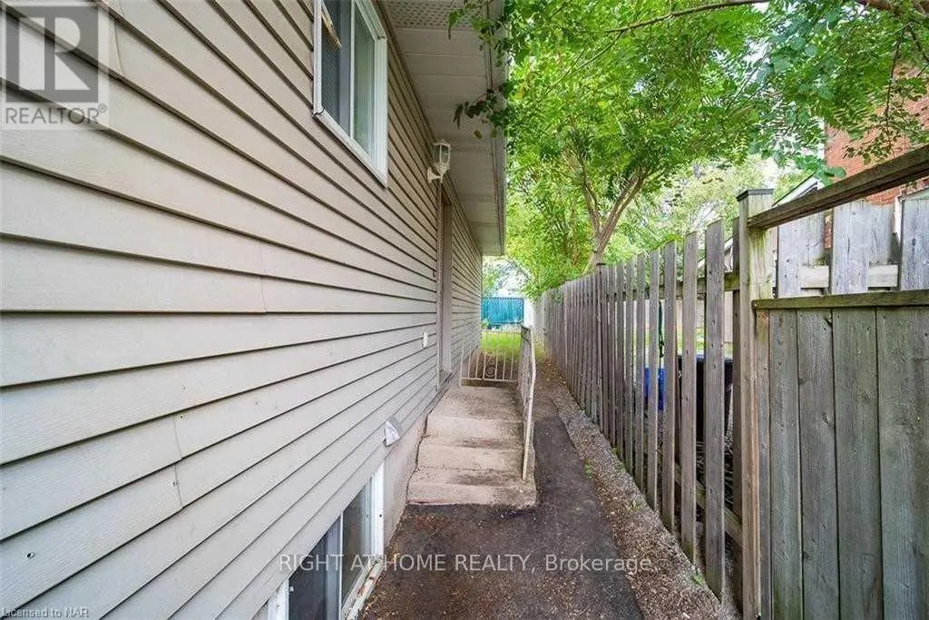 MAIN FL - 3 HERRICK AVENUE