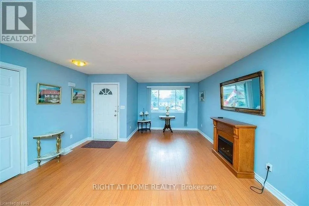MAIN FL - 3 HERRICK AVENUE