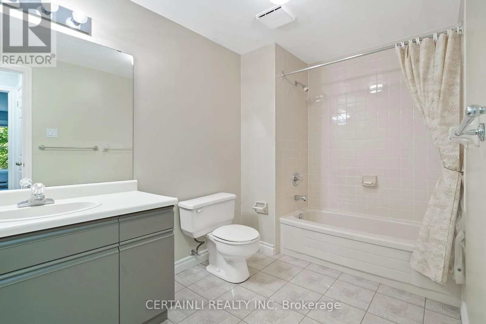 5 - 10 MACKELLAR AVENUE, #5