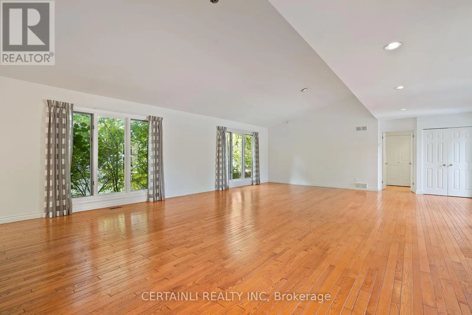 5 - 10 MACKELLAR AVENUE, #5