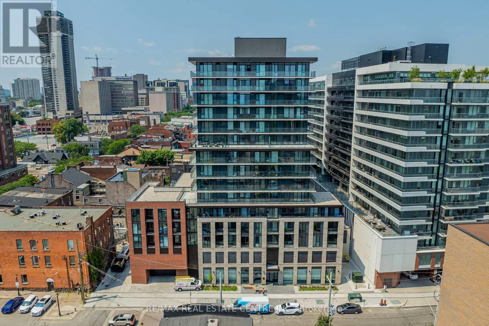 511 - 1 JARVIS STREET