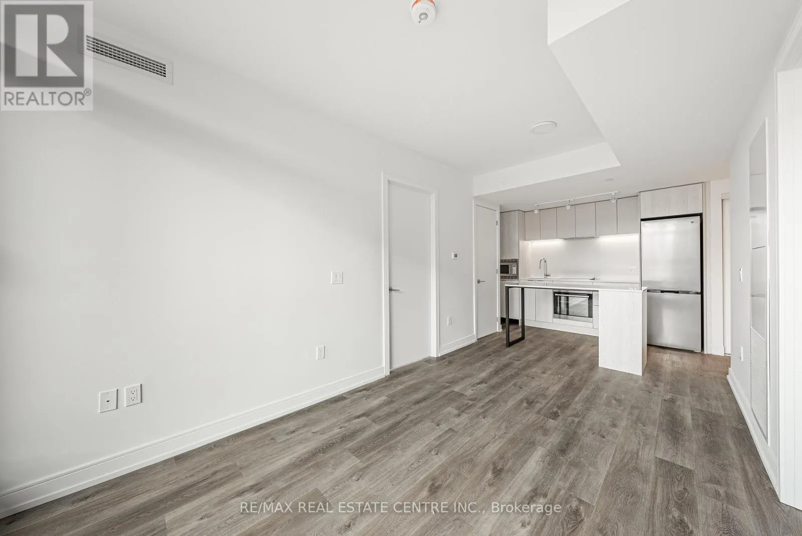 511 - 1 JARVIS STREET