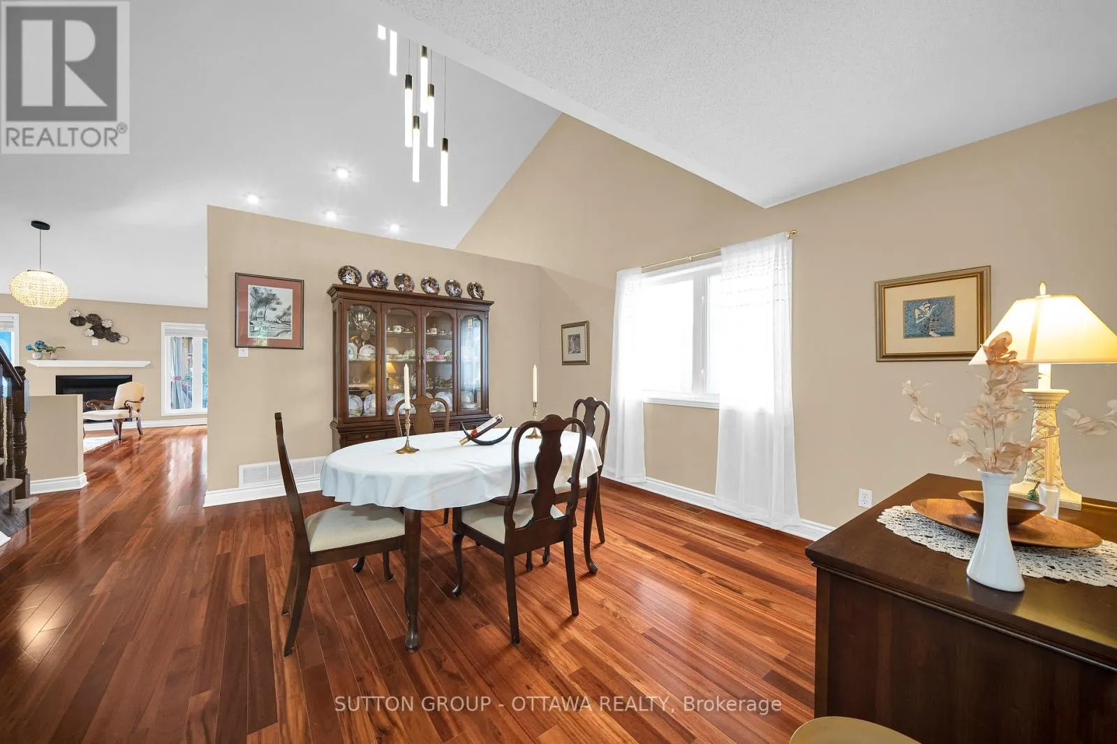 128 ANNAPOLIS CIRCLE