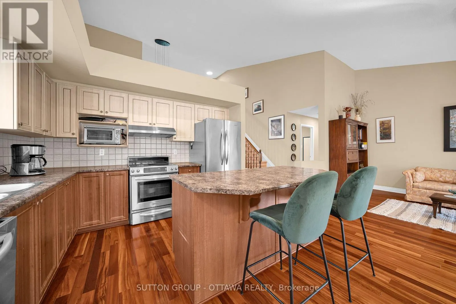 128 ANNAPOLIS CIRCLE