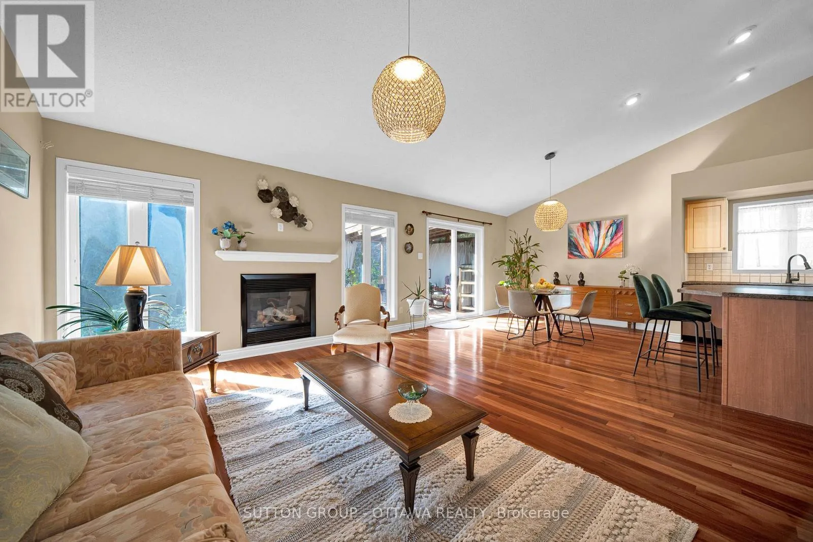 128 ANNAPOLIS CIRCLE
