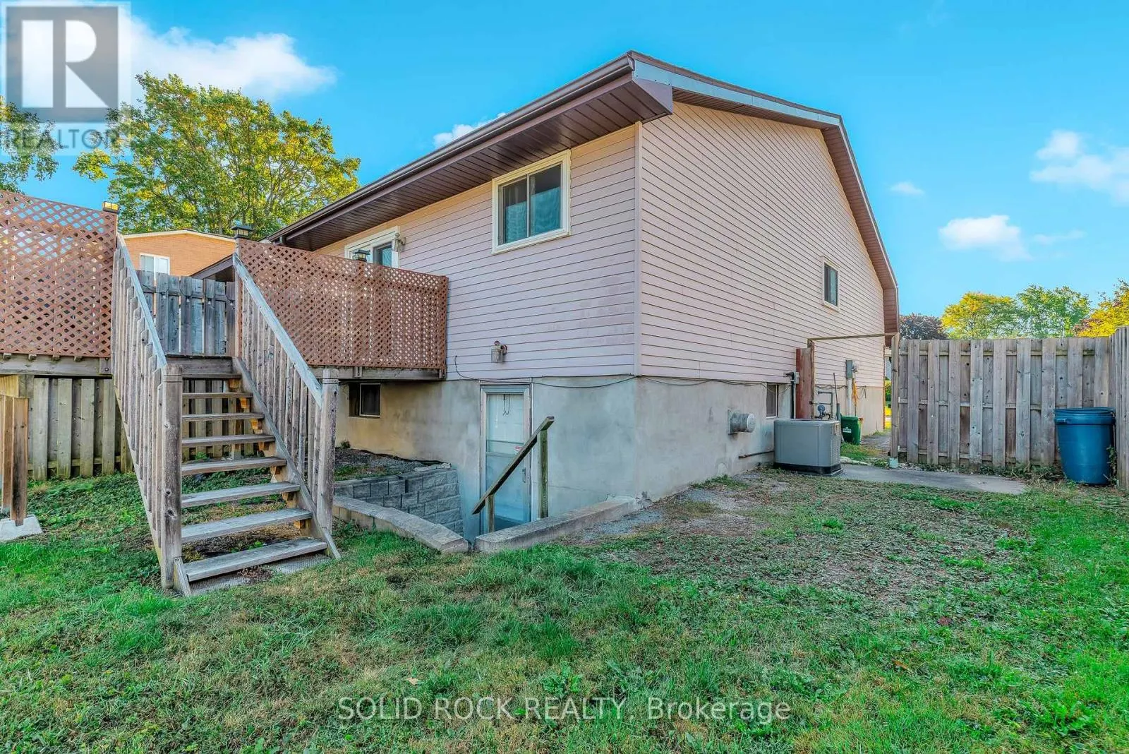 857 CUNNINGHAM CRESCENT