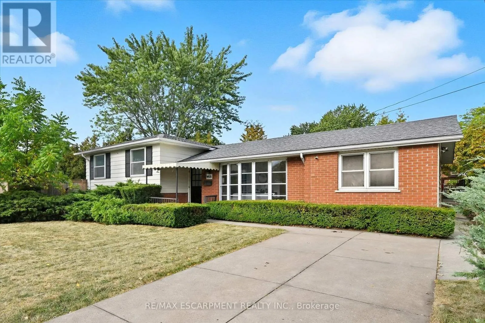 966 UPPER SHERMAN AVENUE
