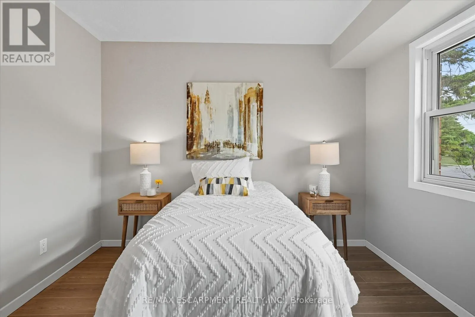 966 UPPER SHERMAN AVENUE