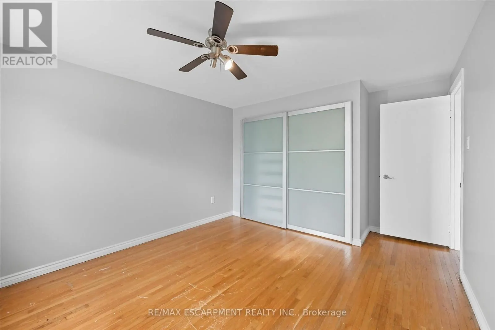 966 UPPER SHERMAN AVENUE