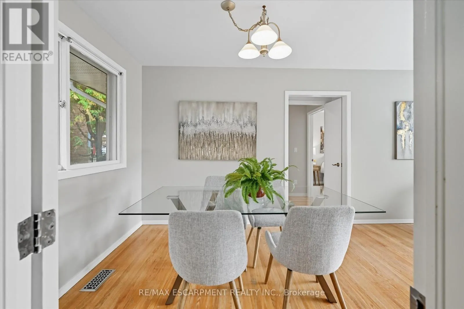 966 UPPER SHERMAN AVENUE