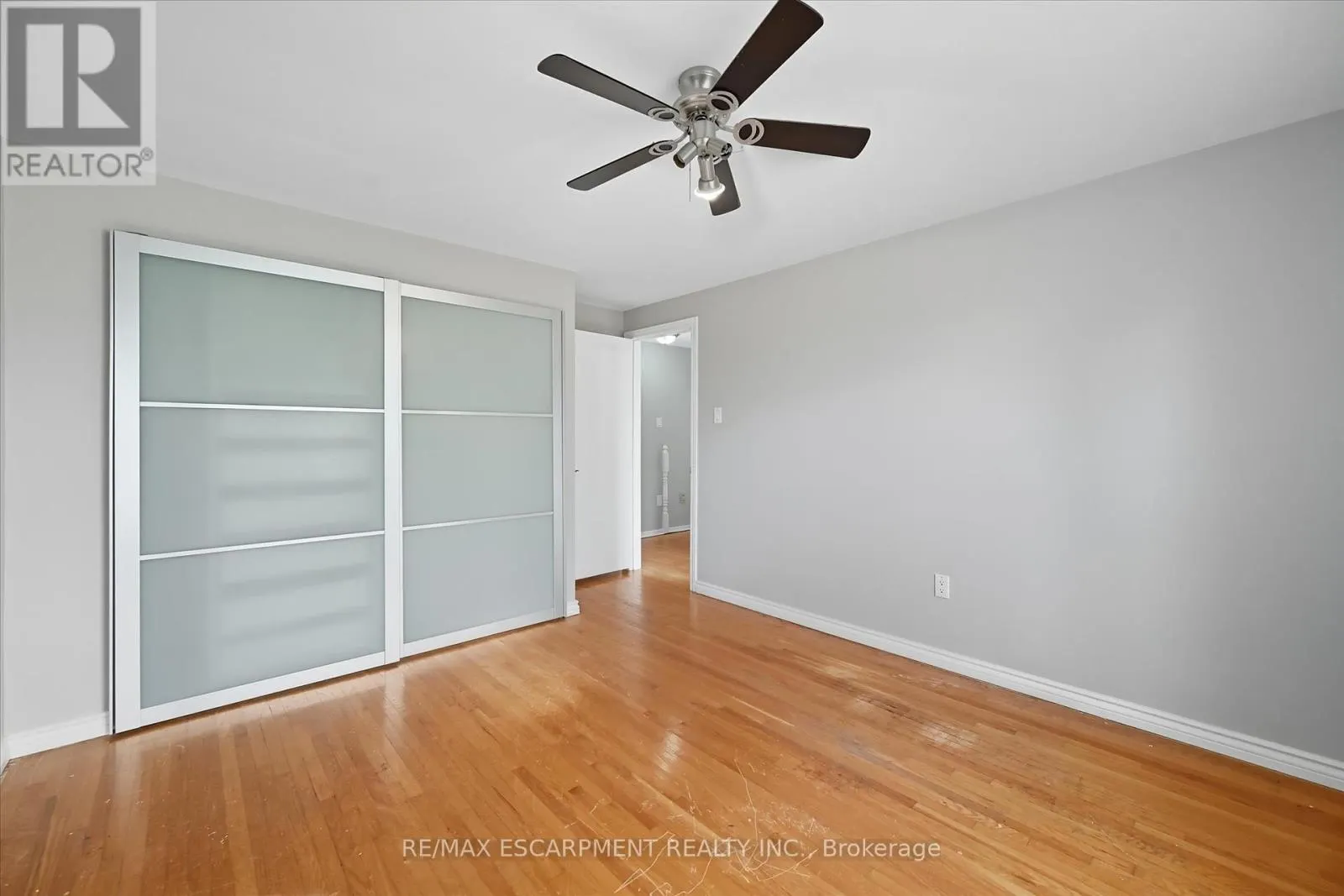 966 UPPER SHERMAN AVENUE