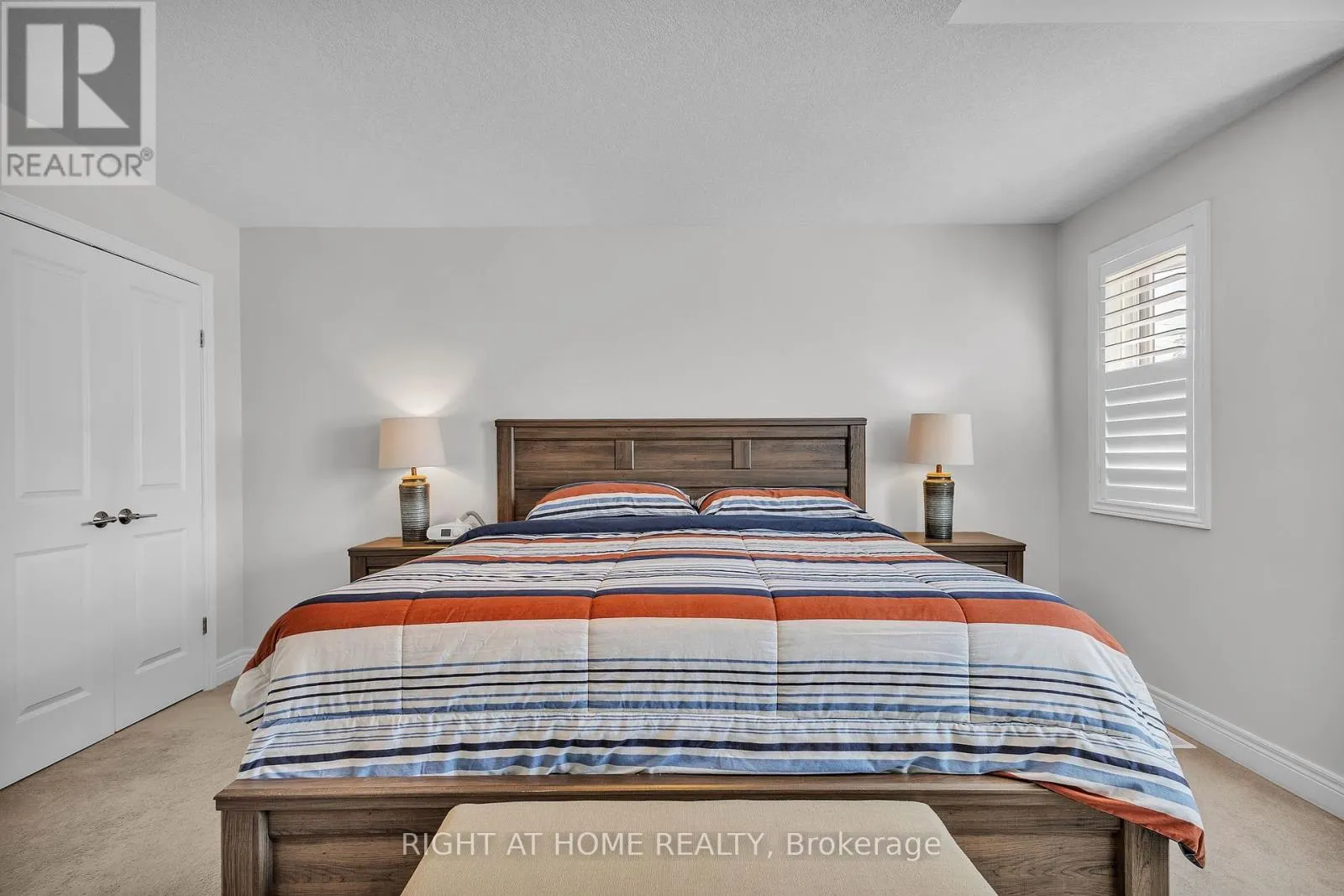 321 CARRIAGE WAY
