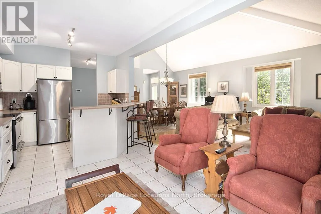 24 - 110 NAPIER STREET W, #24