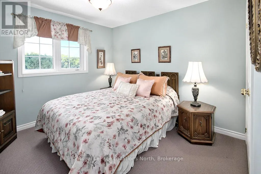 24 - 110 NAPIER STREET W, #24