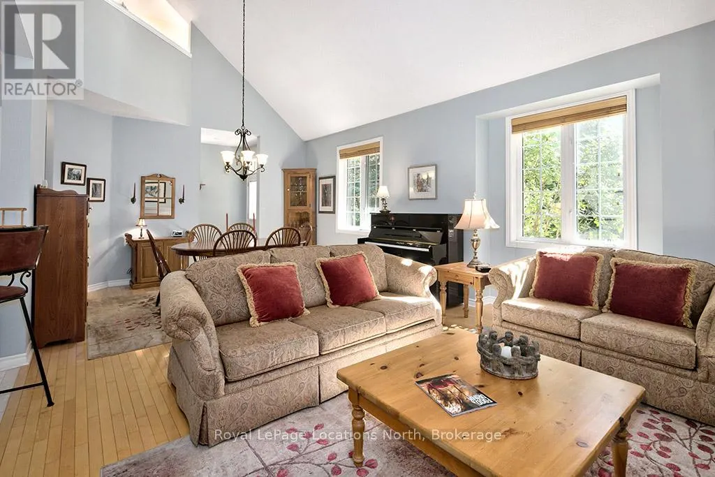 24 - 110 NAPIER STREET W, #24