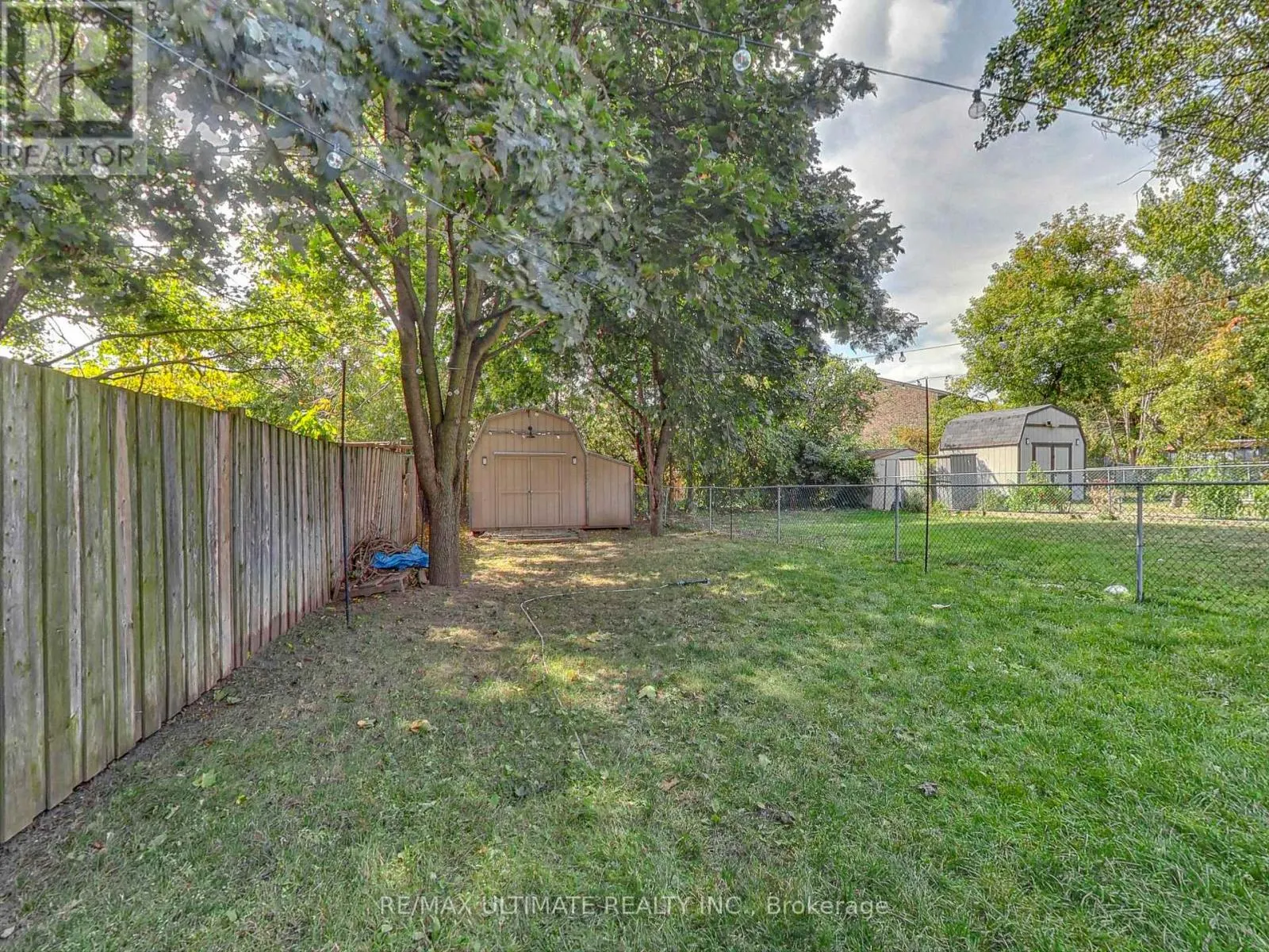 496 ELGIN STREET N