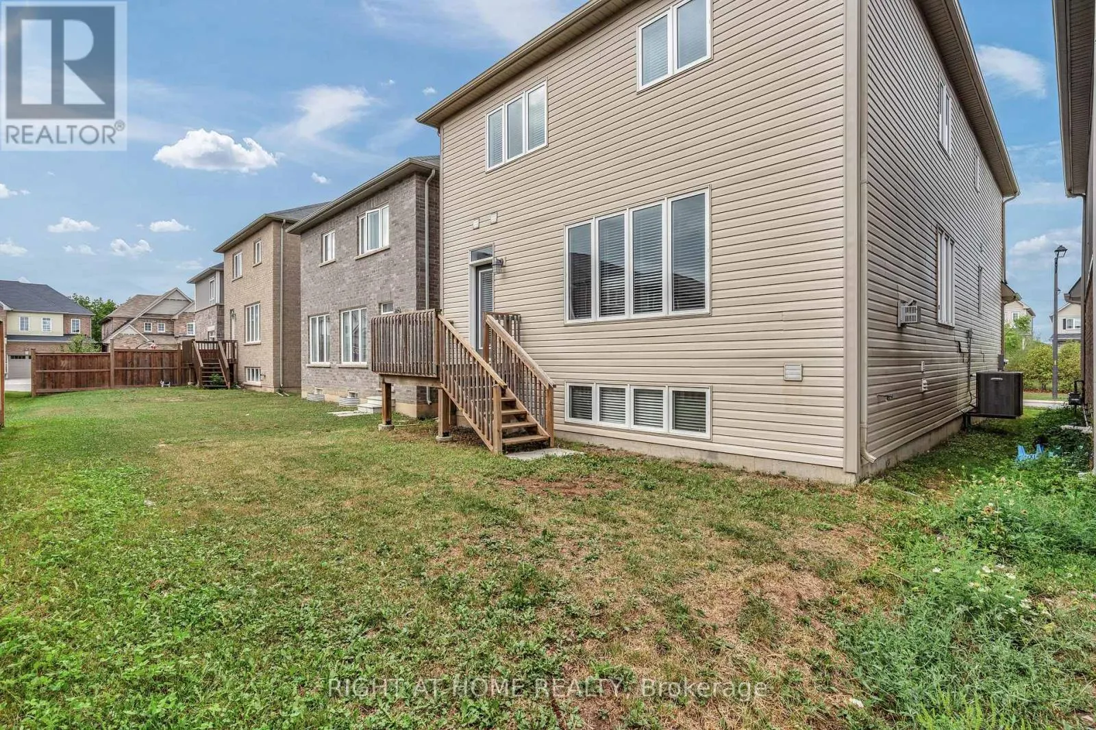 223 THOMPSON ROAD