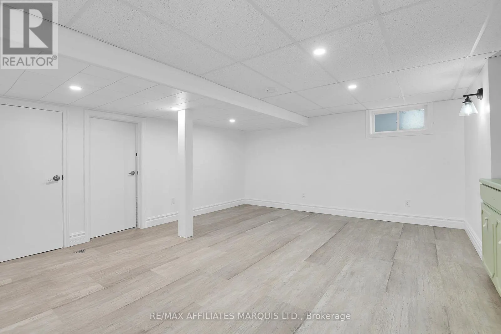 2030 PITT STREET
