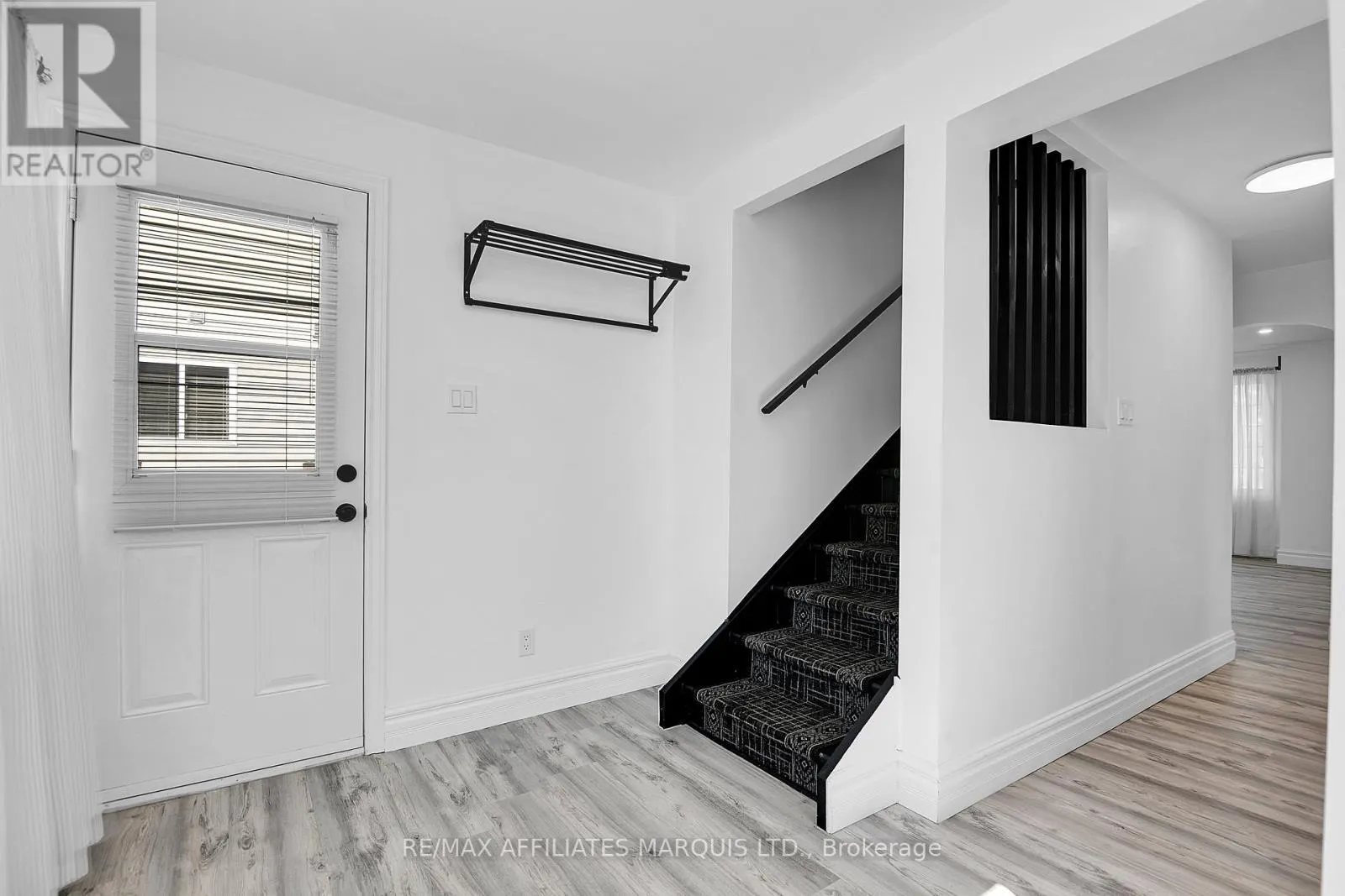 2030 PITT STREET