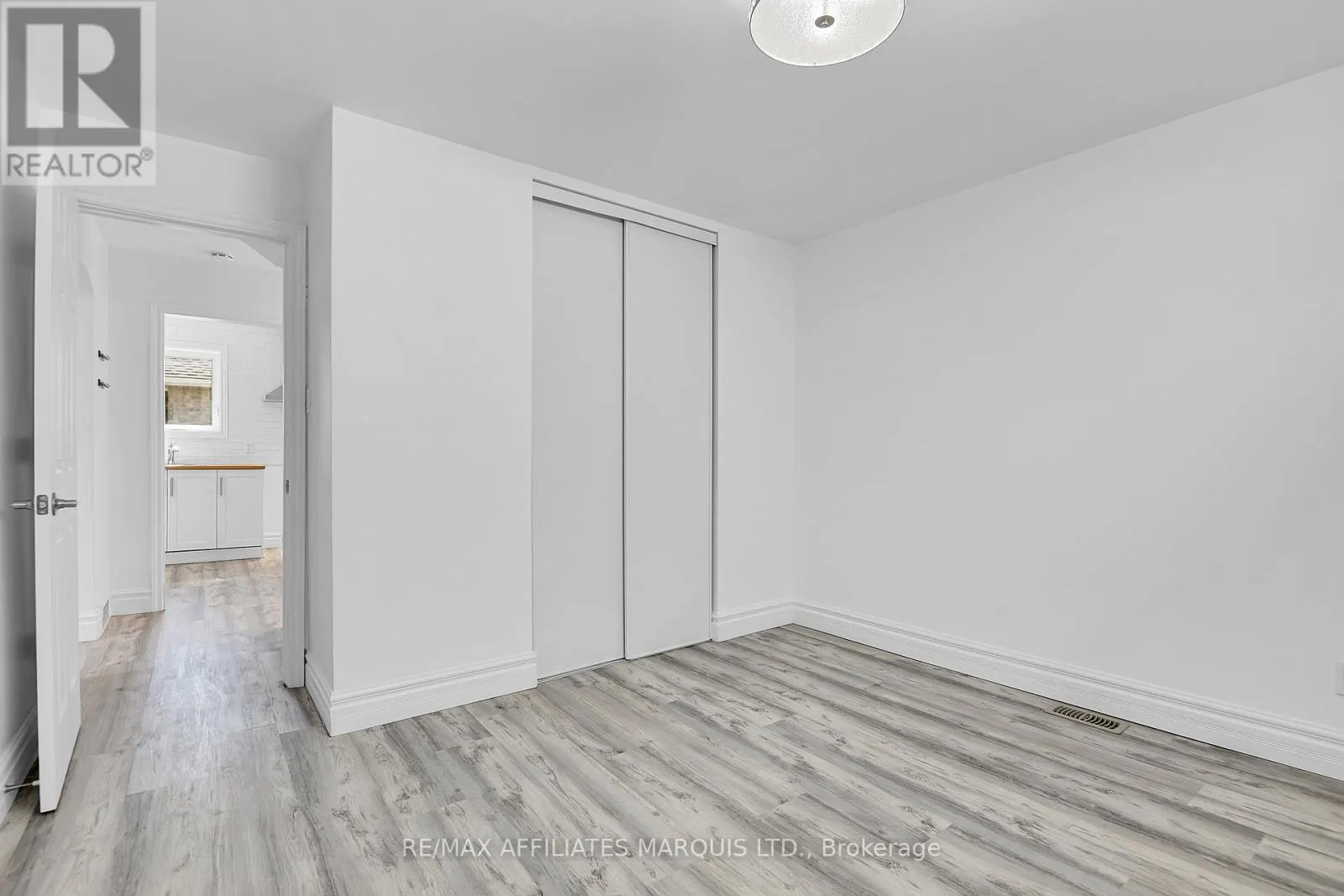 2030 PITT STREET