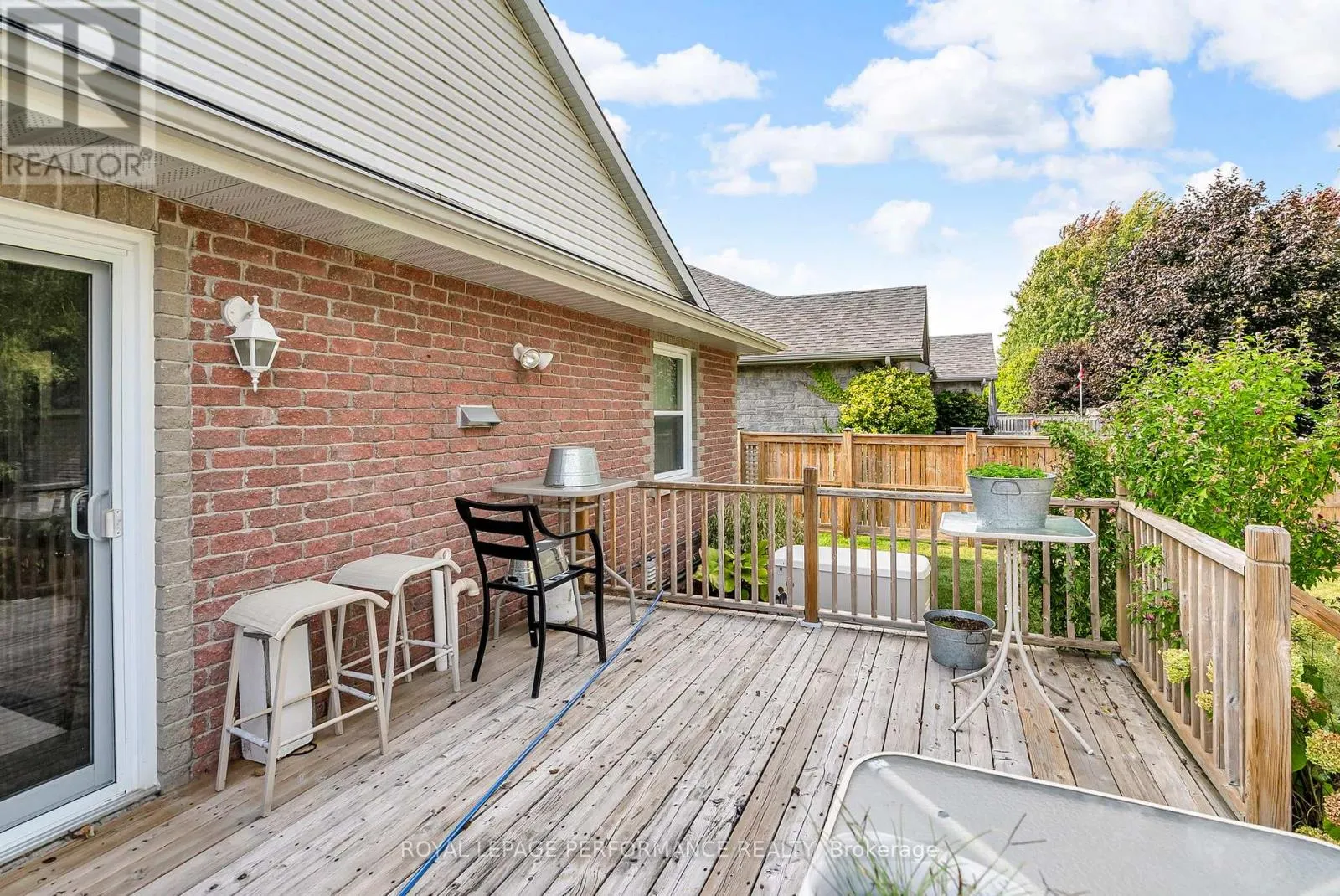 541 DEAN DRIVE