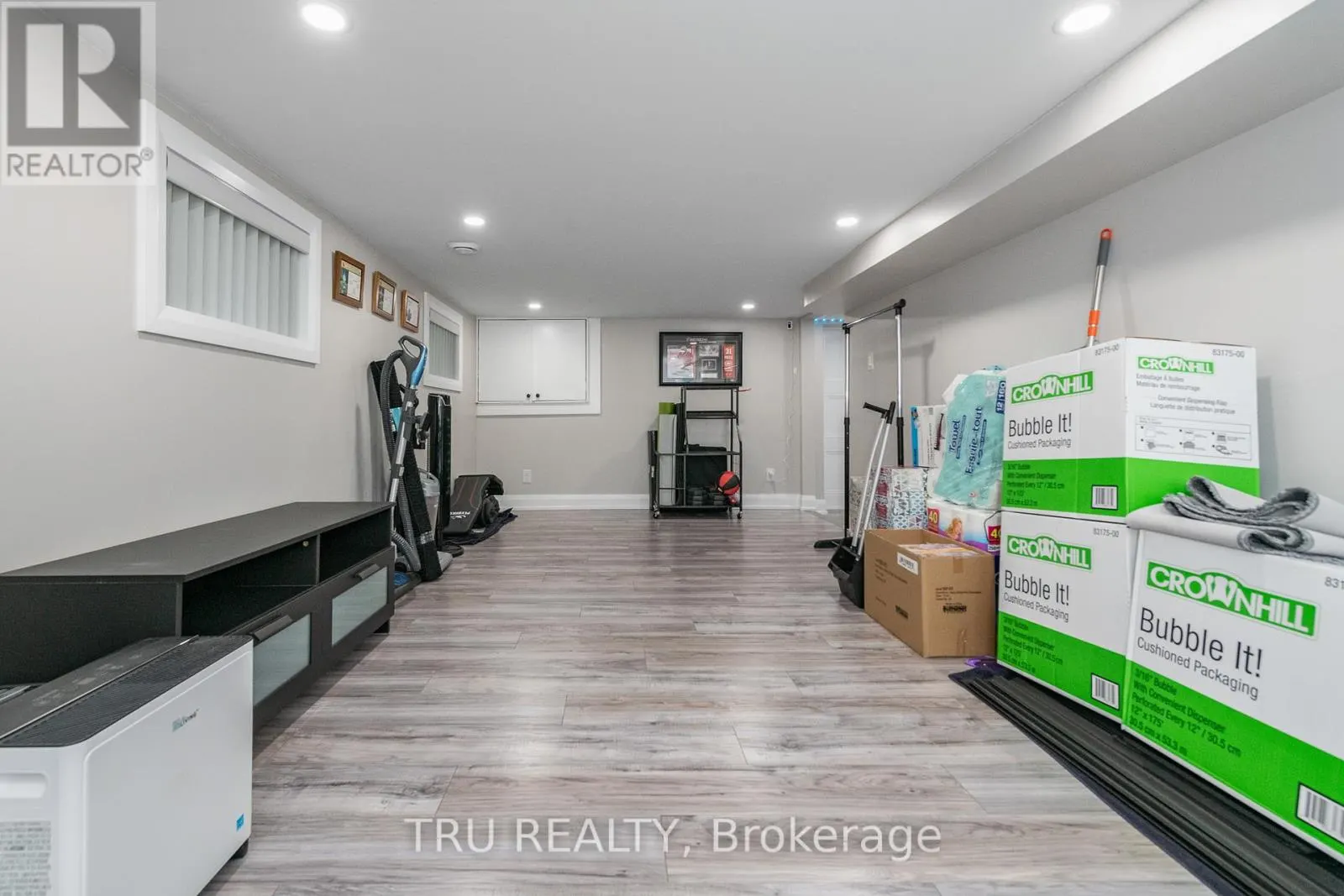 381 NORTH RIVER ROAD