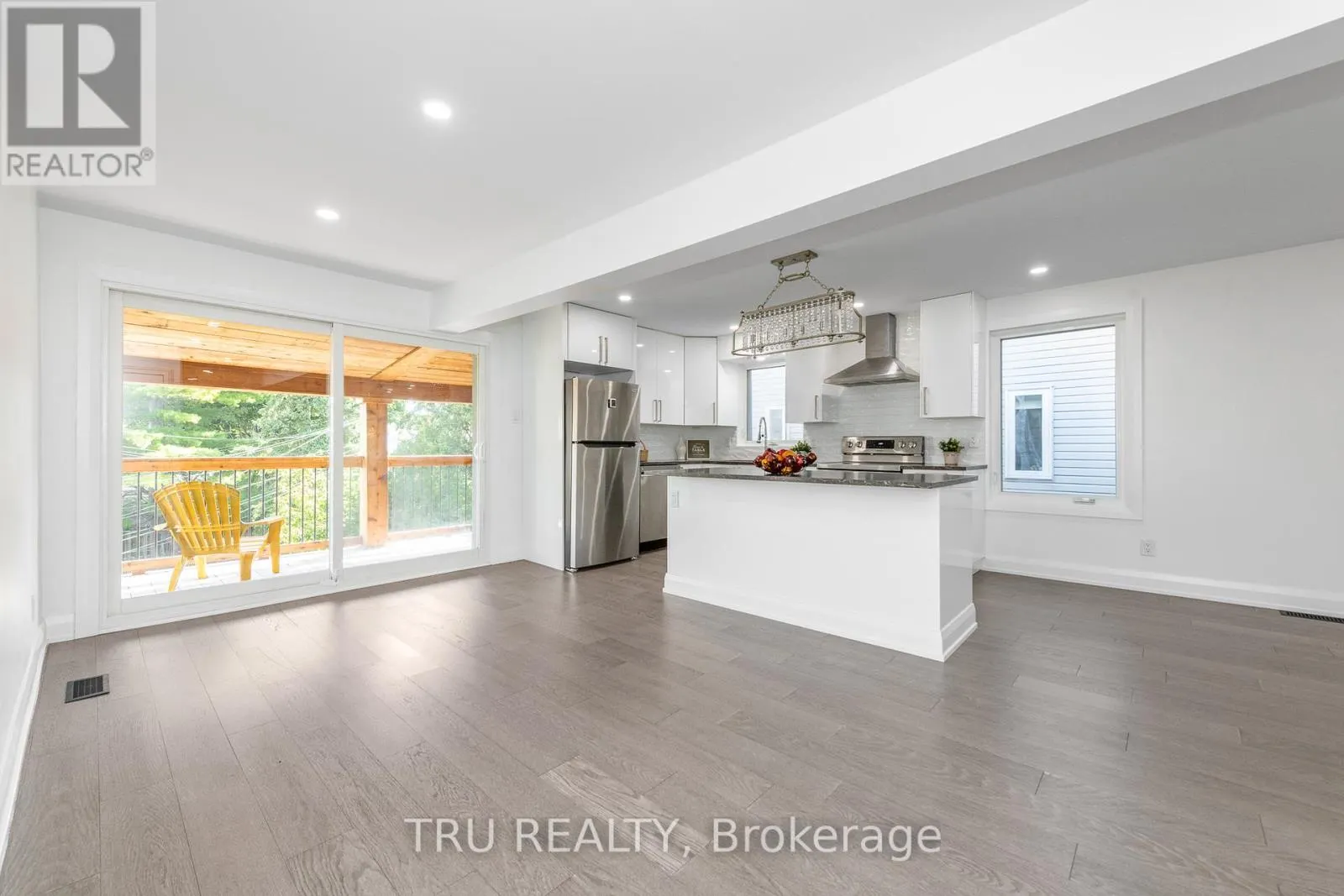 381 NORTH RIVER ROAD