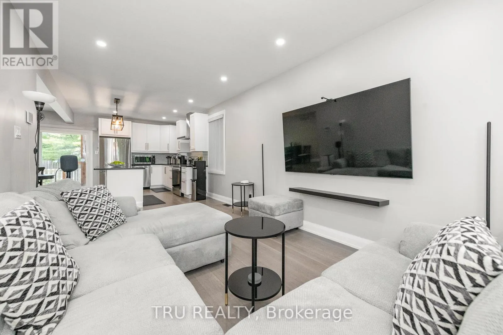 381 NORTH RIVER ROAD