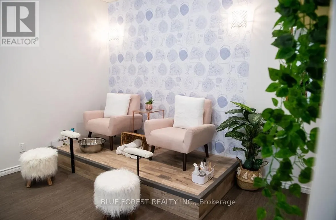4 - 1329 FULLER STREET, #4