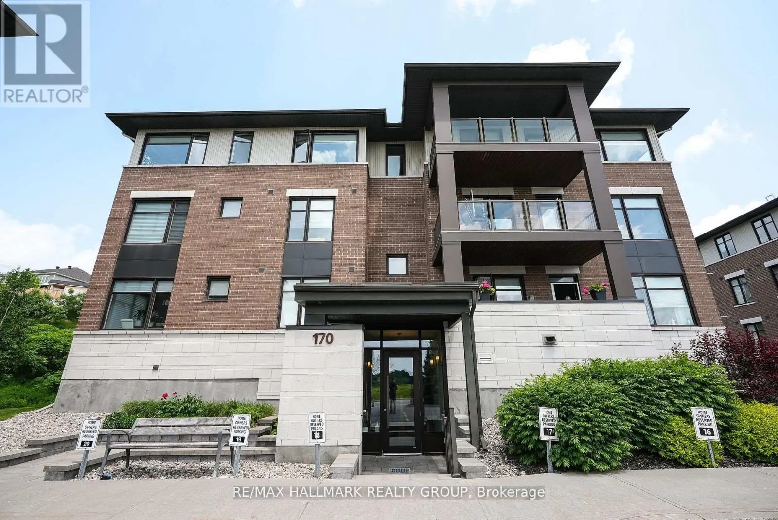 202 - 170 GUELPH
