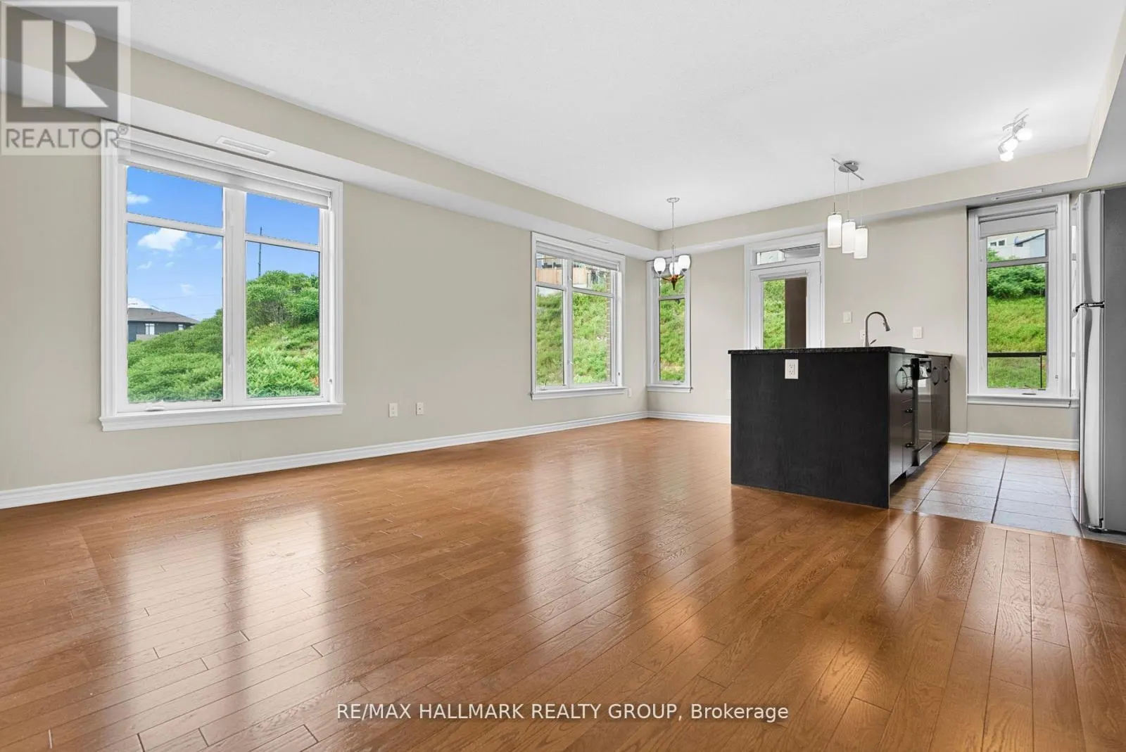 202 - 170 GUELPH