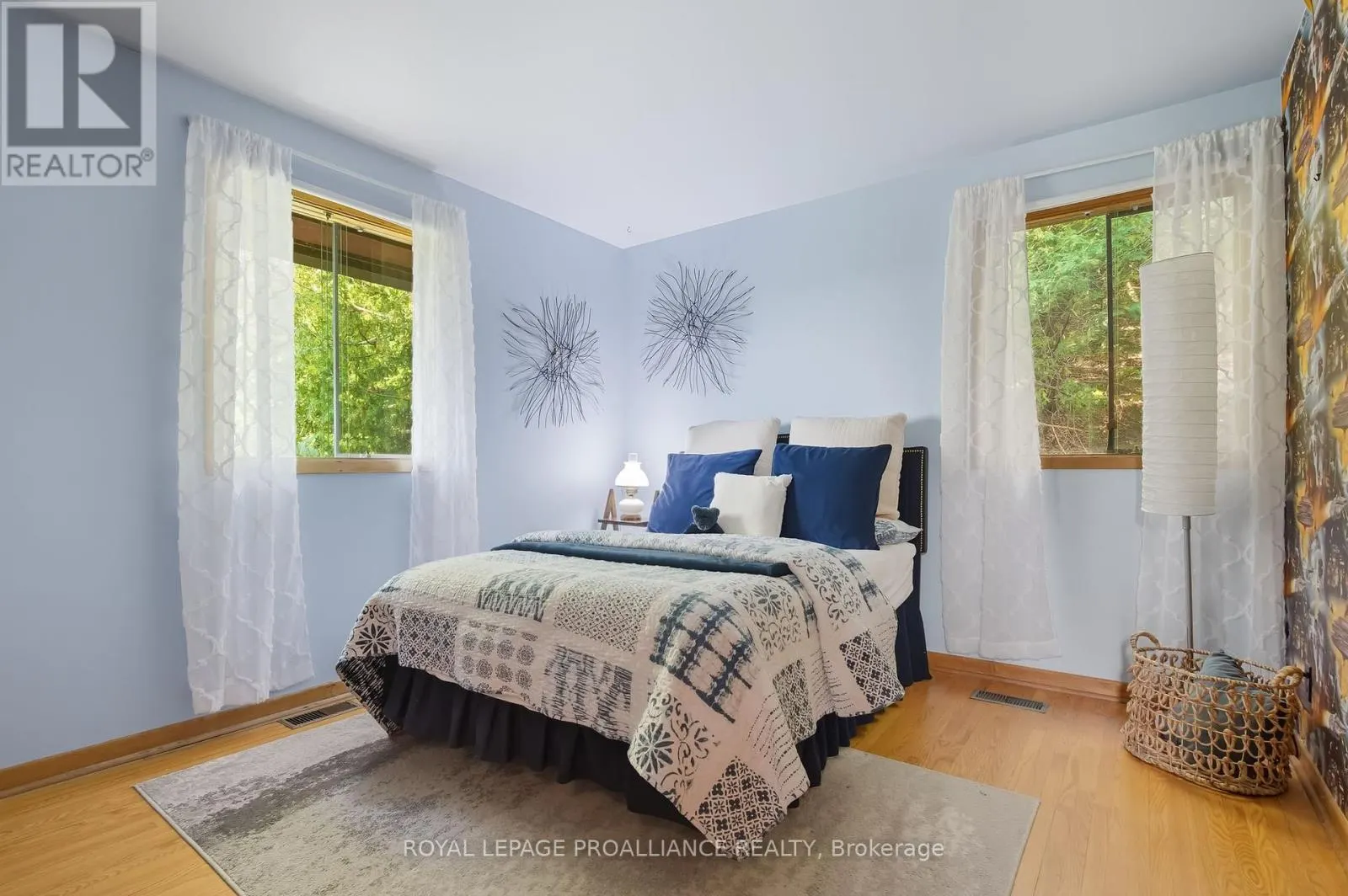 383 HANSEN ROAD