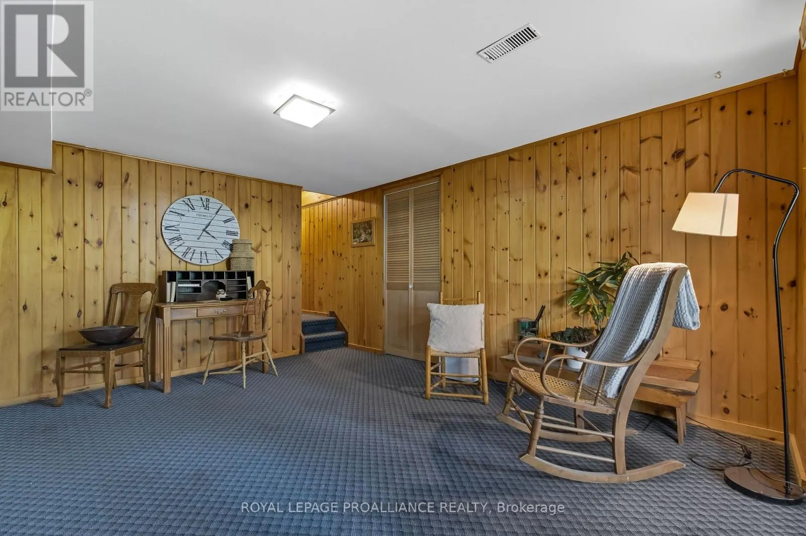383 HANSEN ROAD