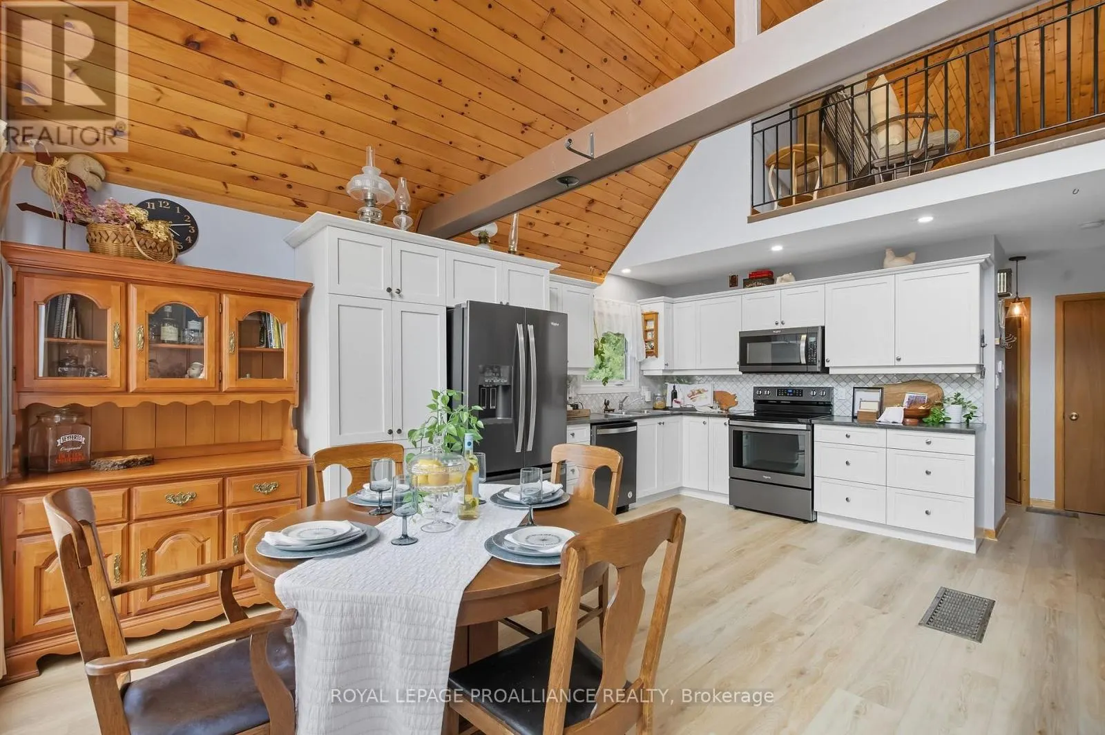 383 HANSEN ROAD