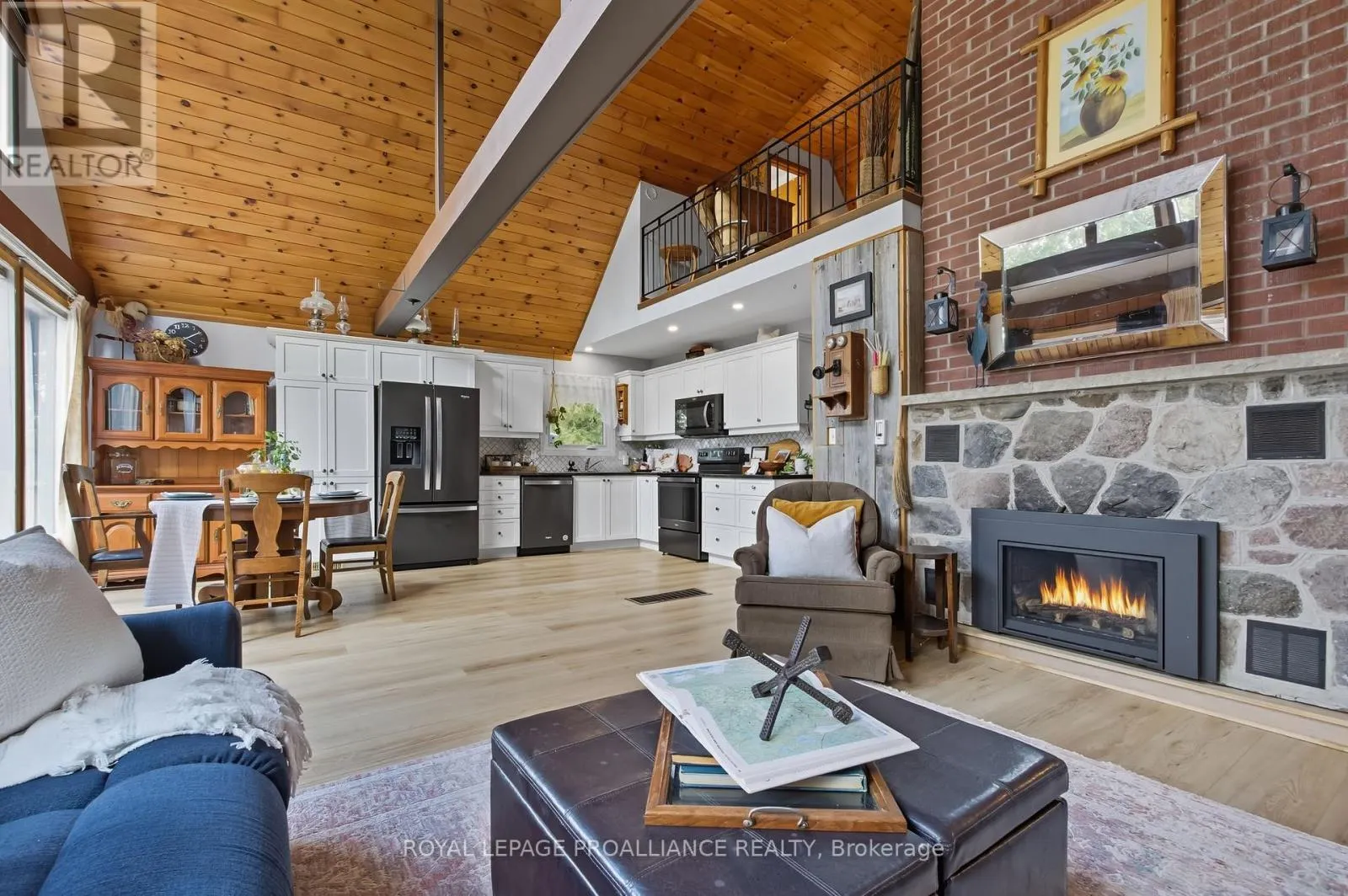 383 HANSEN ROAD